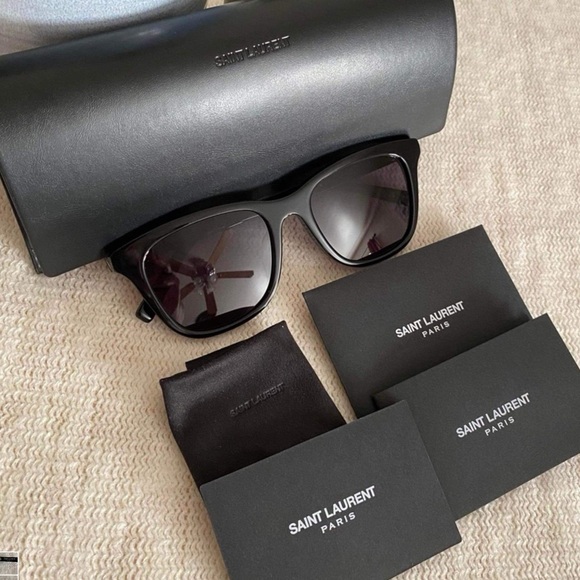 ✨🆕✨New Saint Laurent Sunglasses - Picture 9 of 10
